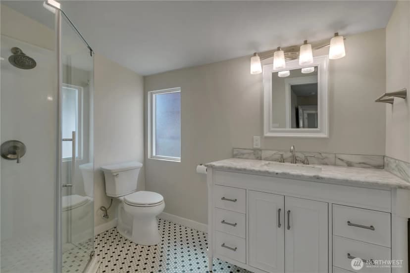 Property photo for 604 Dupont Avenue, Dupont photo 12