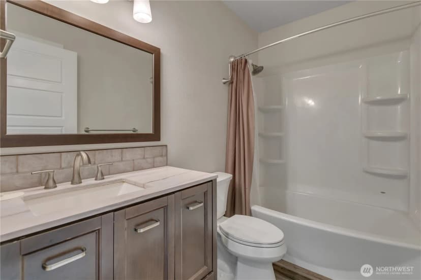 Property photo for 604 Dupont Avenue, Dupont photo 14
