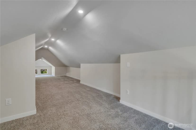 Property photo for 604 Dupont Avenue, Dupont photo 16