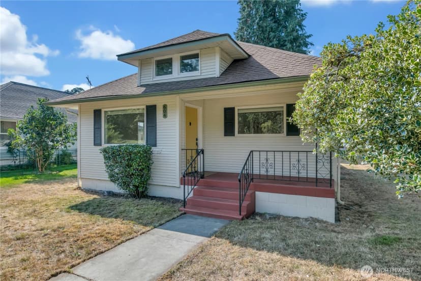 Property photo for 604 Dupont Avenue, Dupont