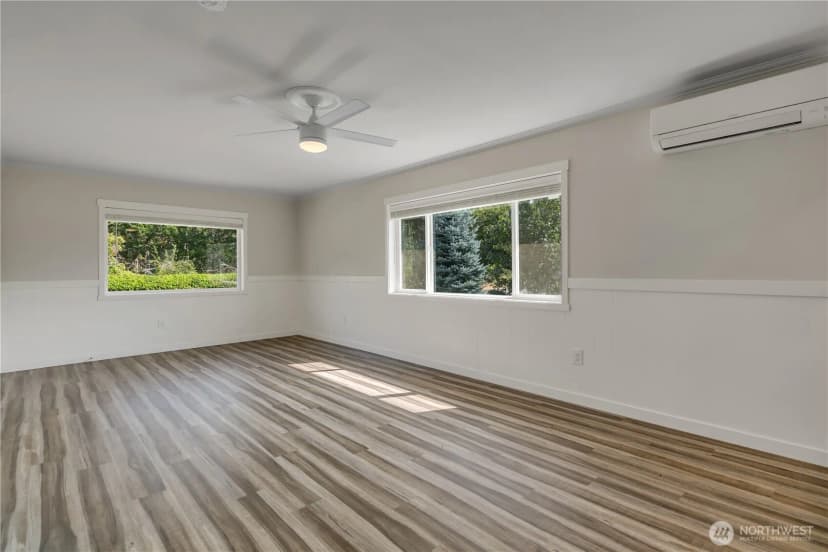 Property photo for 604 Dupont Avenue, Dupont photo 9