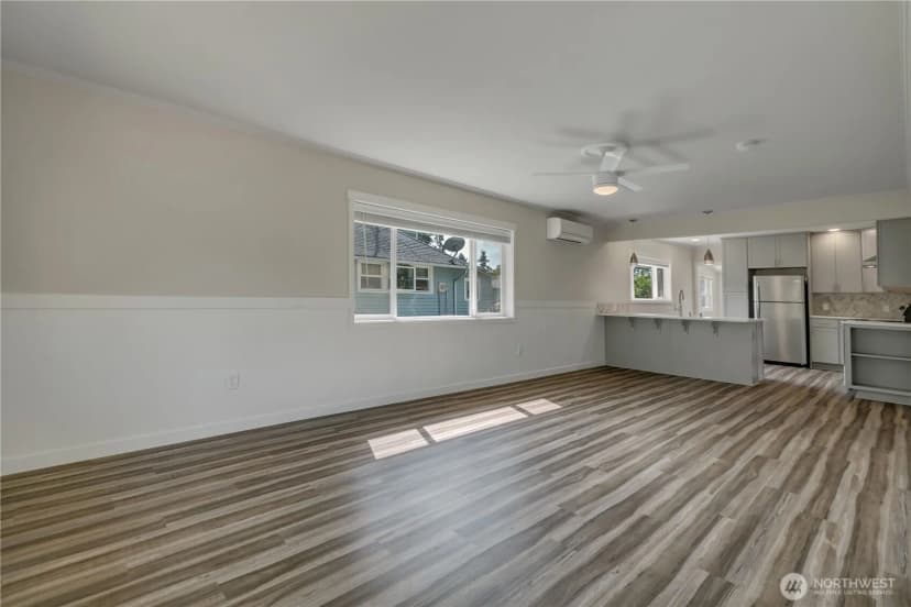 Property photo for 604 Dupont Avenue, Dupont photo 7