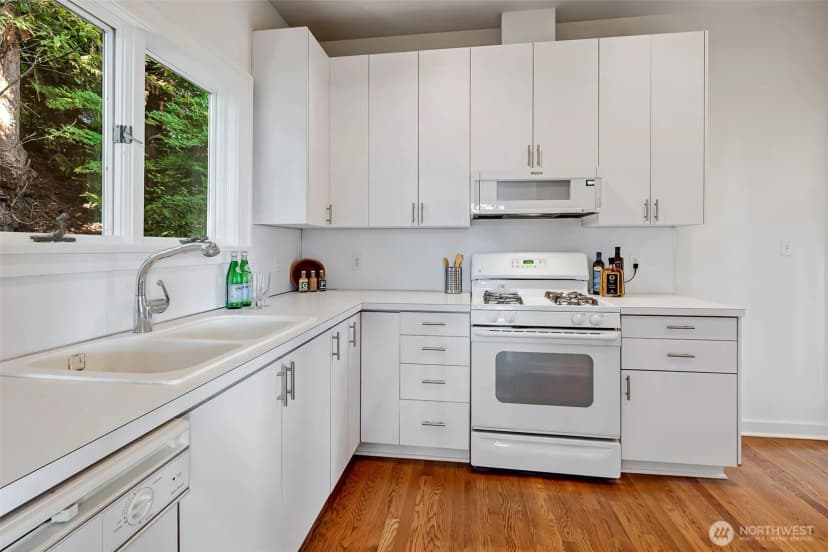 Property photo for 3112 S Lane Street, Seattle photo 15