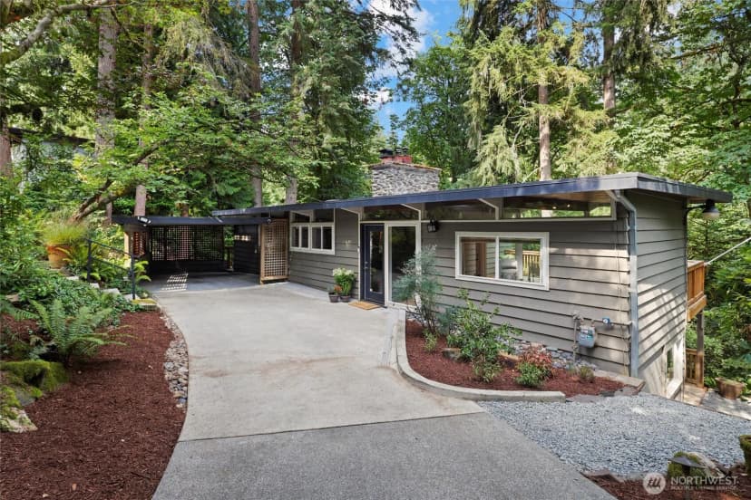 Property photo for 2870 Ne 183rd Street, Lake Forest Park