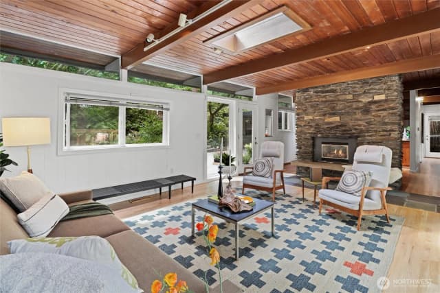 Property photo for 2870 Ne 183rd Street, Lake Forest Park photo 4