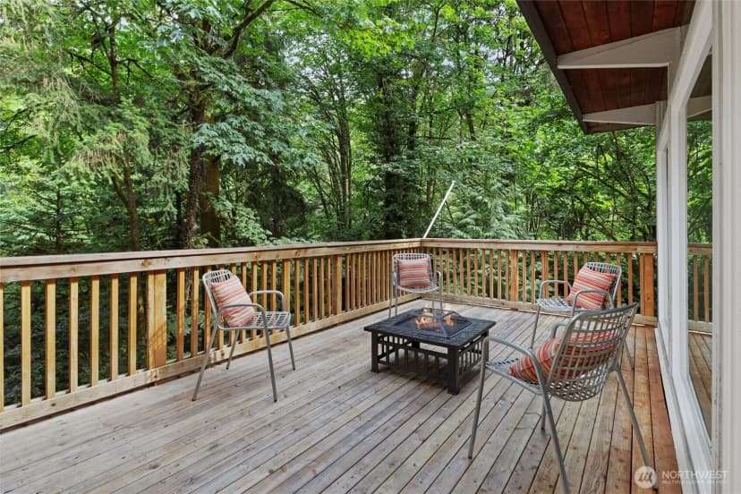 Property photo for 2870 Ne 183rd Street, Lake Forest Park photo 6