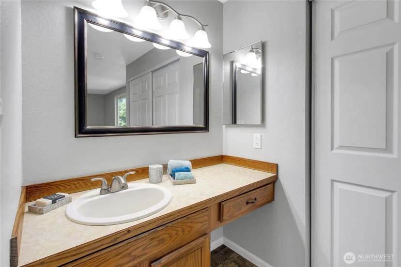 Property photo for 25021 144th Place Se, Kent photo 17