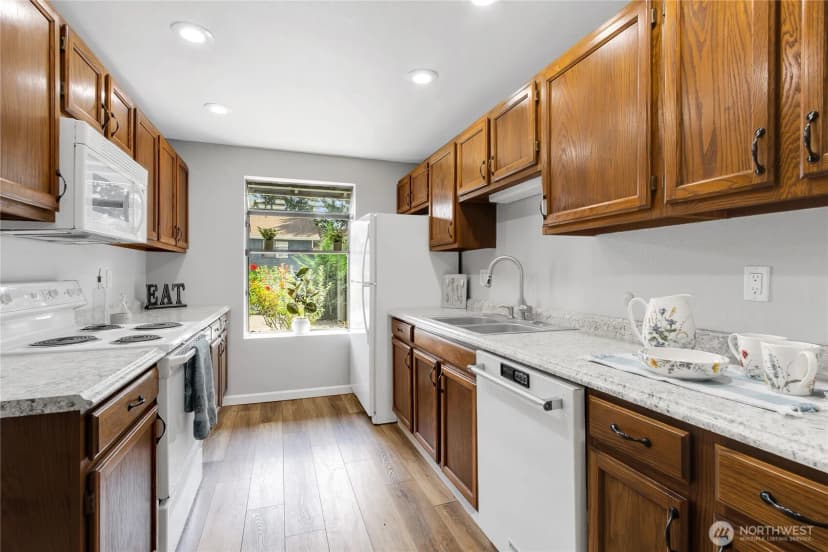 Property photo for 25021 144th Place Se, Kent photo 8