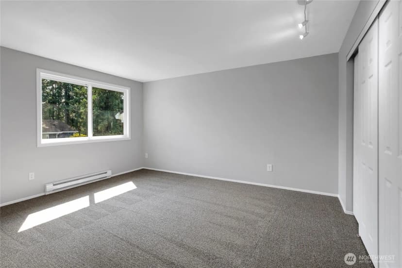 Property photo for 25021 144th Place Se, Kent photo 14