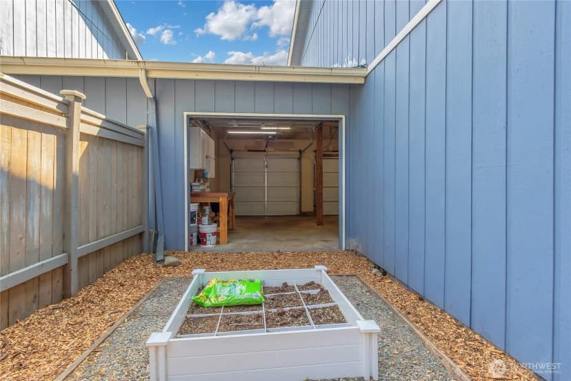 Property photo for 25021 144th Place Se, Kent photo 21