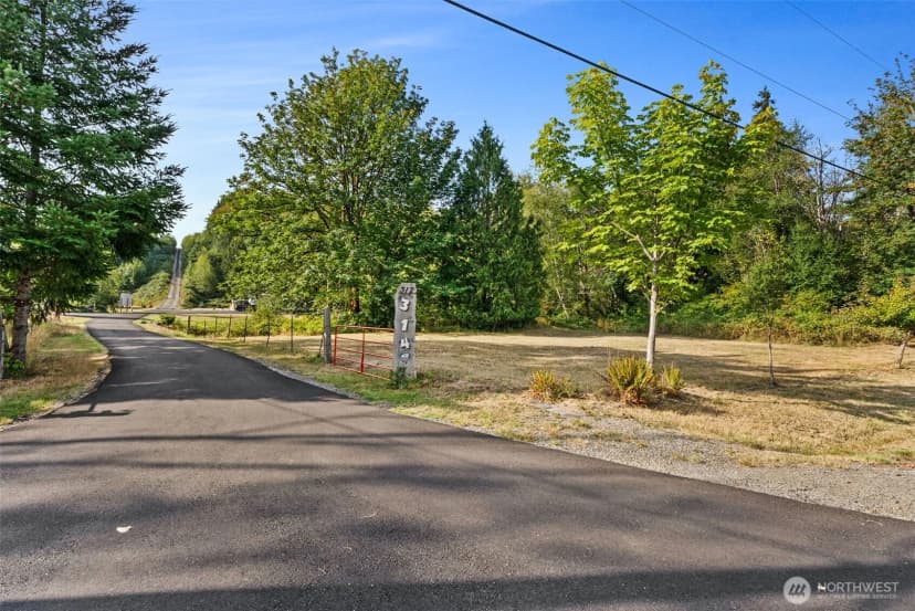 Property photo for 312 Blanchard Road, Centralia photo 6