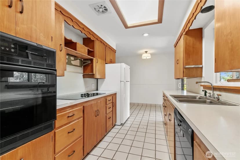Property photo for 105 Hillcrest Drive, Selah photo 14