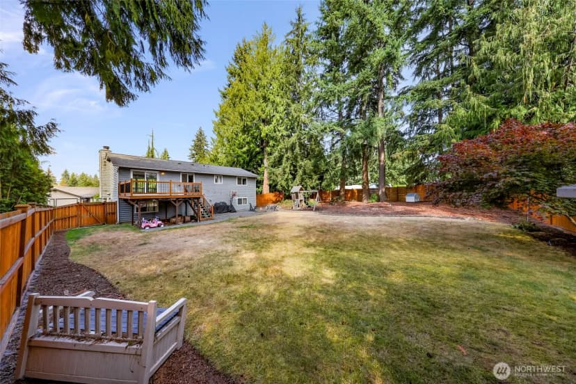Property photo for 11001 31st Avenue Se, Everett photo 34