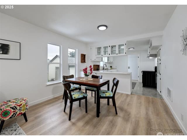 Property photo for 1065 8th Avenue, Longview photo 5