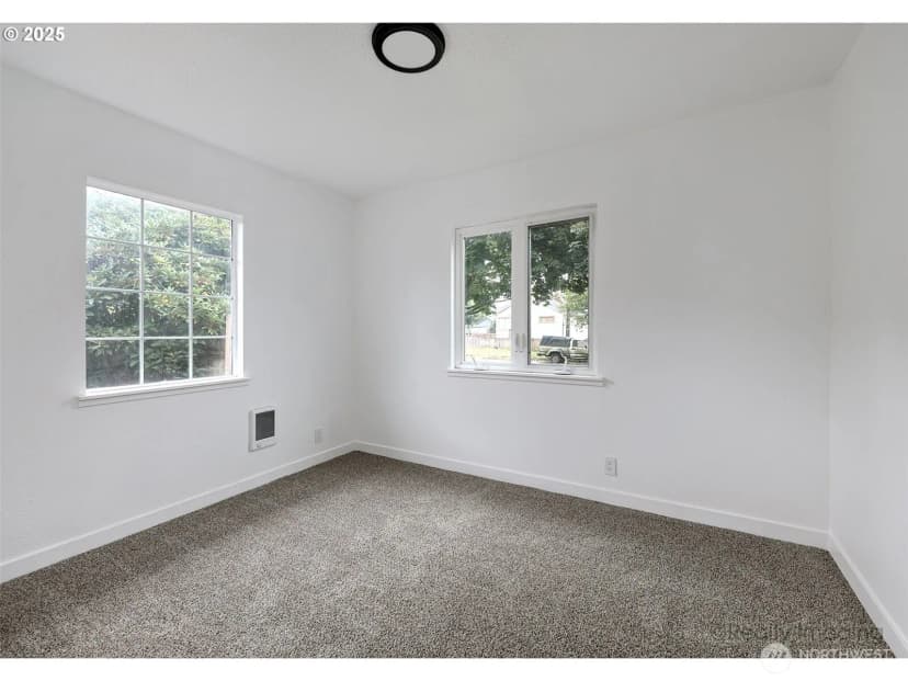 Property photo for 1065 8th Avenue, Longview photo 10