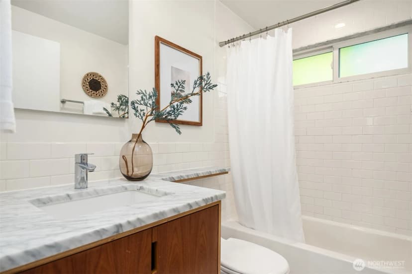 Property photo for 4714 50th Avenue Sw, Seattle photo 19