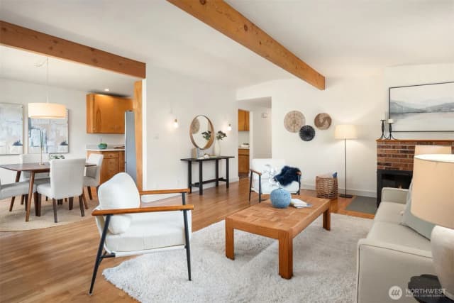 Property photo for 4714 50th Avenue Sw, Seattle photo 5