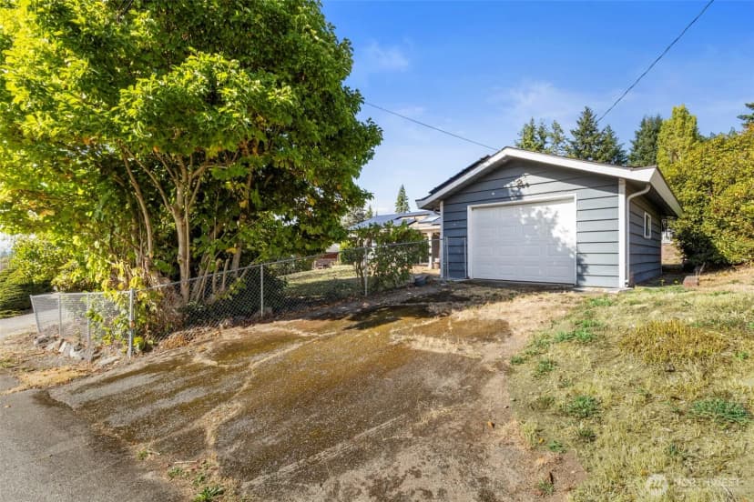 Property photo for 1413 Lindberg Place, Bremerton photo 4