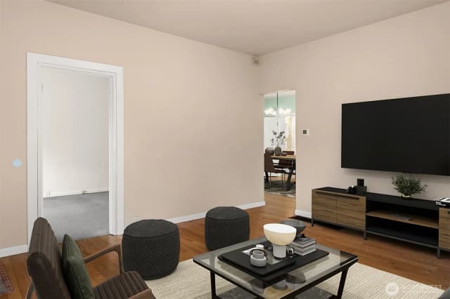 Property photo for 512 Williams Avenue N, Renton photo 3