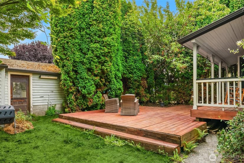 Property photo for 512 Williams Avenue N, Renton photo 23