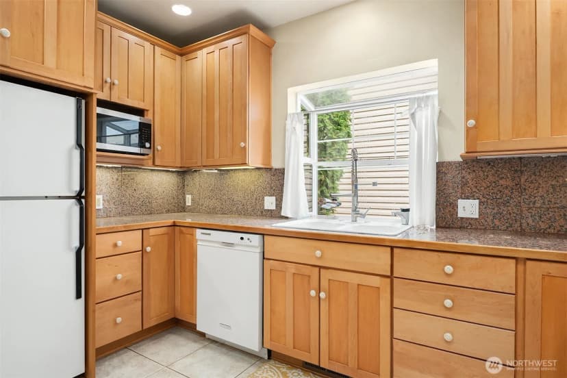 Property photo for 512 Williams Avenue N, Renton photo 6