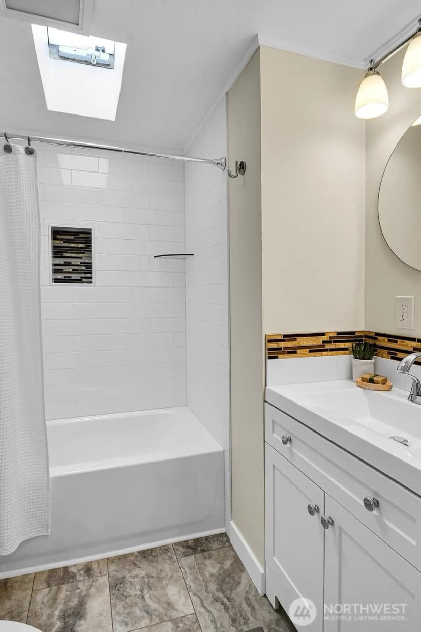 Property photo for 10062 61st Avenue S, Seattle photo 12