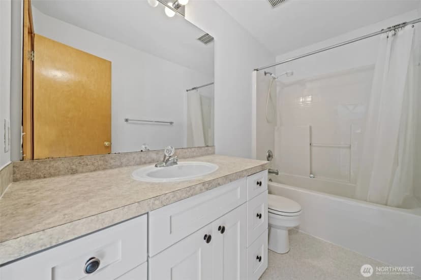 Property photo for 3318 48th Street Ne, Tacoma photo 24