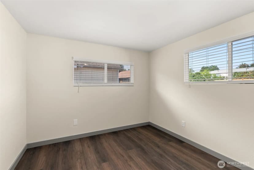 Property photo for 625 S Gold Street, Centralia photo 13