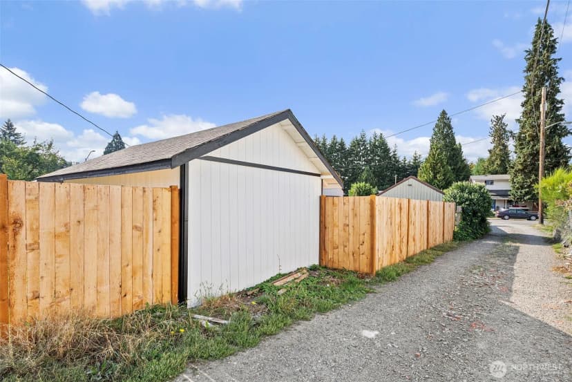 Property photo for 625 S Gold Street, Centralia photo 30