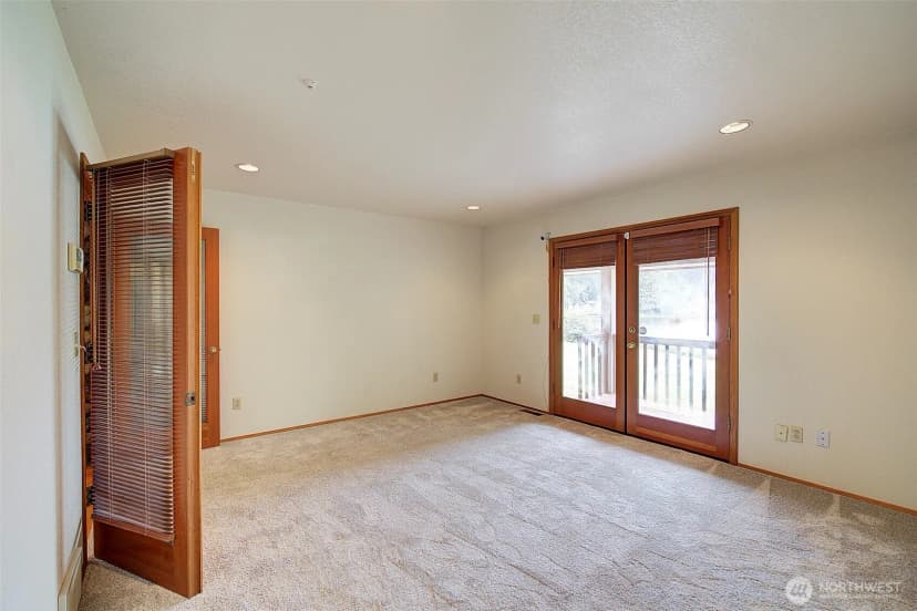 Property photo for 14430 W Lake Goodwin Road, Stanwood photo 24