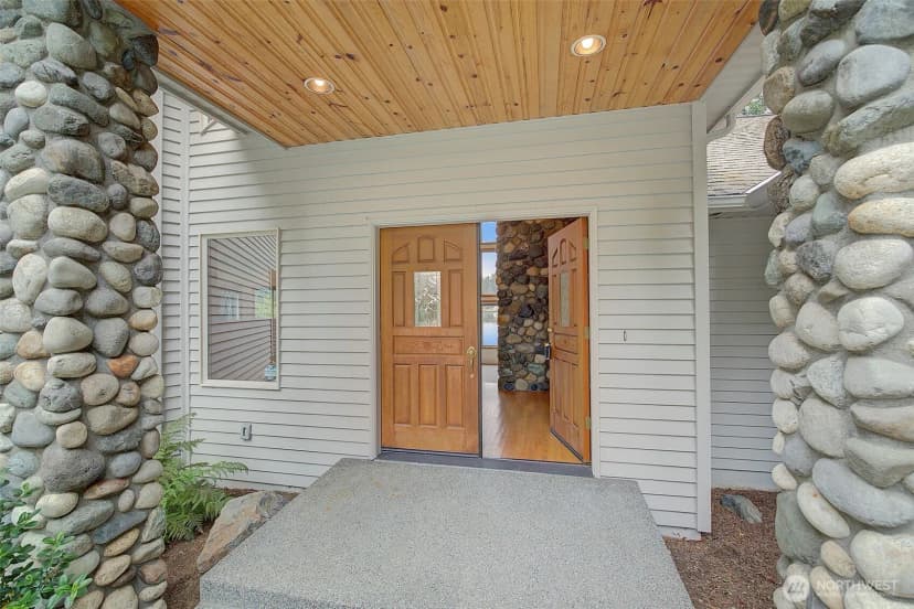Property photo for 14430 W Lake Goodwin Road, Stanwood photo 7