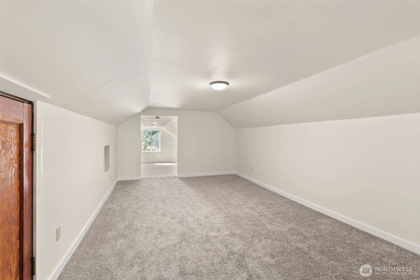 Property photo for 300 Lincoln Creek Road, Centralia photo 22