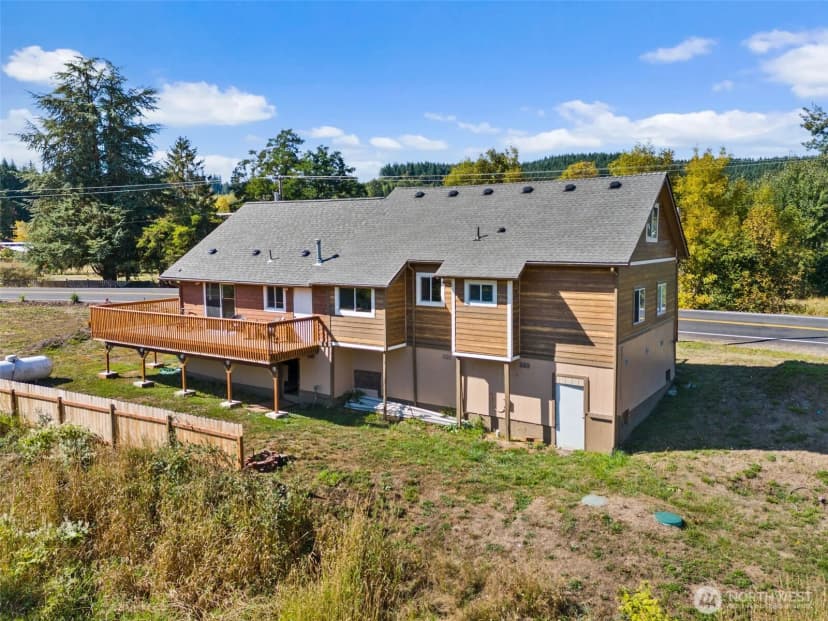 Property photo for 300 Lincoln Creek Road, Centralia photo 35