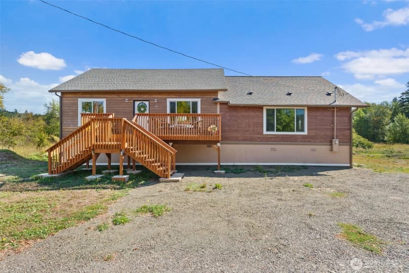 Property photo for 300 Lincoln Creek Road, Centralia