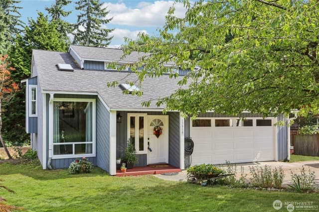 Property photo for 17919 Larch Way, Lynnwood