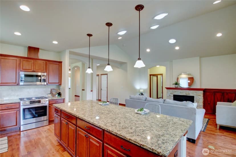 Property photo for 4228 Sunray Court, Mount Vernon photo 11