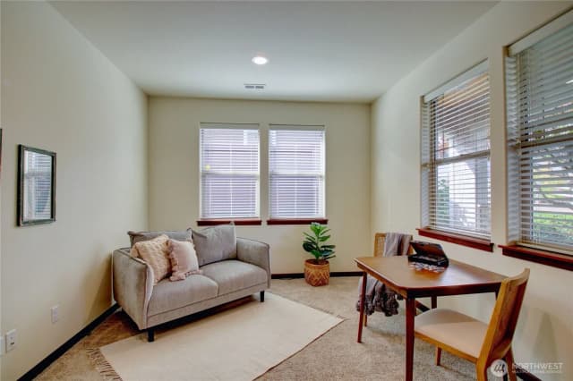 Property photo for 4228 Sunray Court, Mount Vernon photo 5