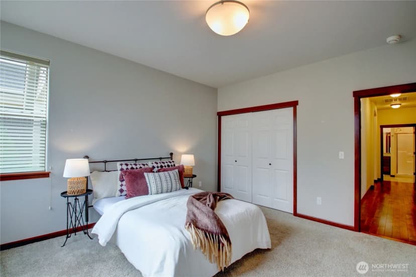 Property photo for 4228 Sunray Court, Mount Vernon photo 14