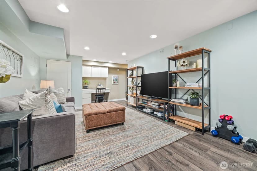 Property photo for 6058 31st Avenue Ne, Seattle photo 20