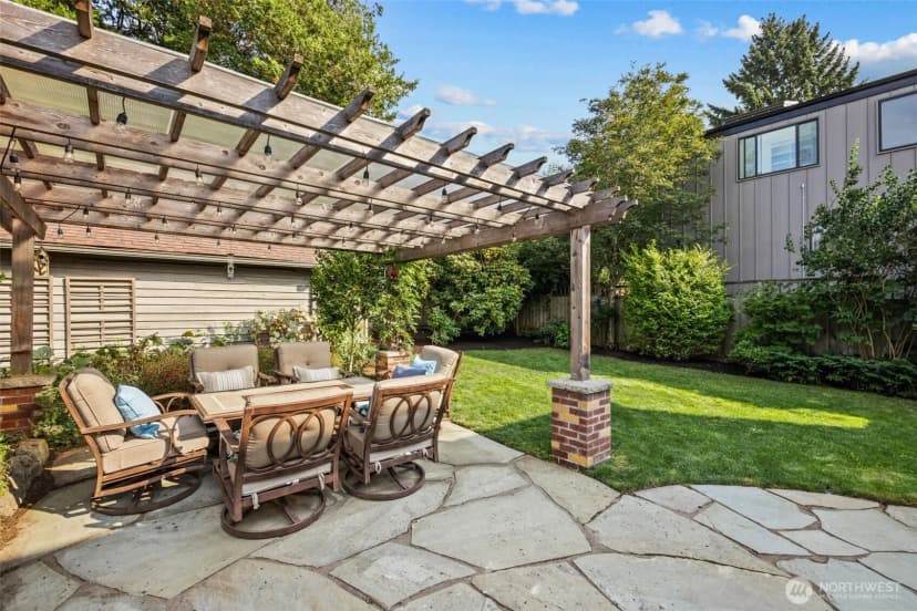 Property photo for 6058 31st Avenue Ne, Seattle photo 27