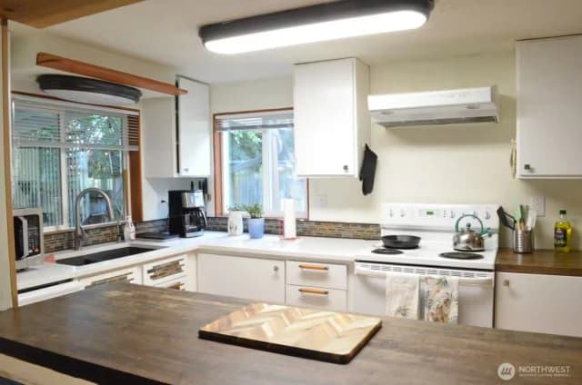 Property photo for 1624 11th Avenue Sw, Olympia photo 4