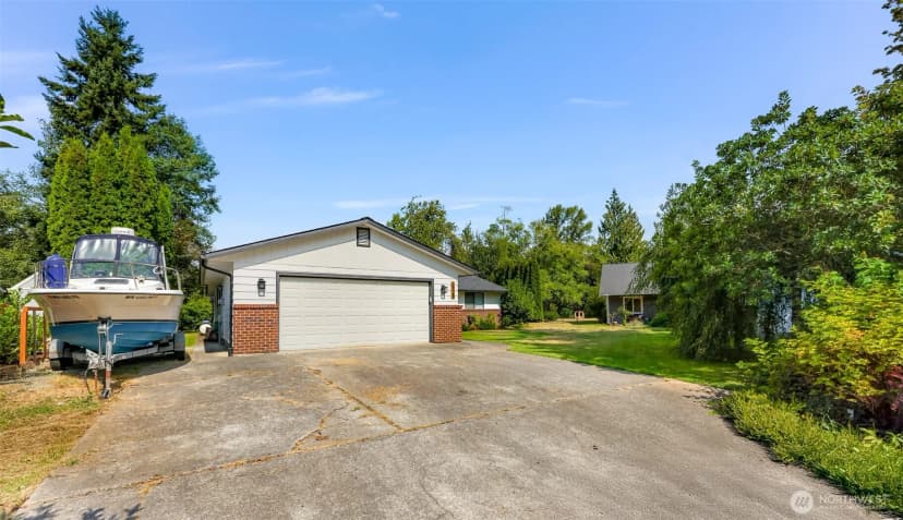 Property photo for 6928 Steelhead Lane, Burlington photo 31
