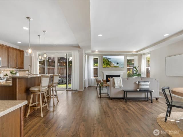 Property photo for 15124 277th Place Ne, Duvall photo 4