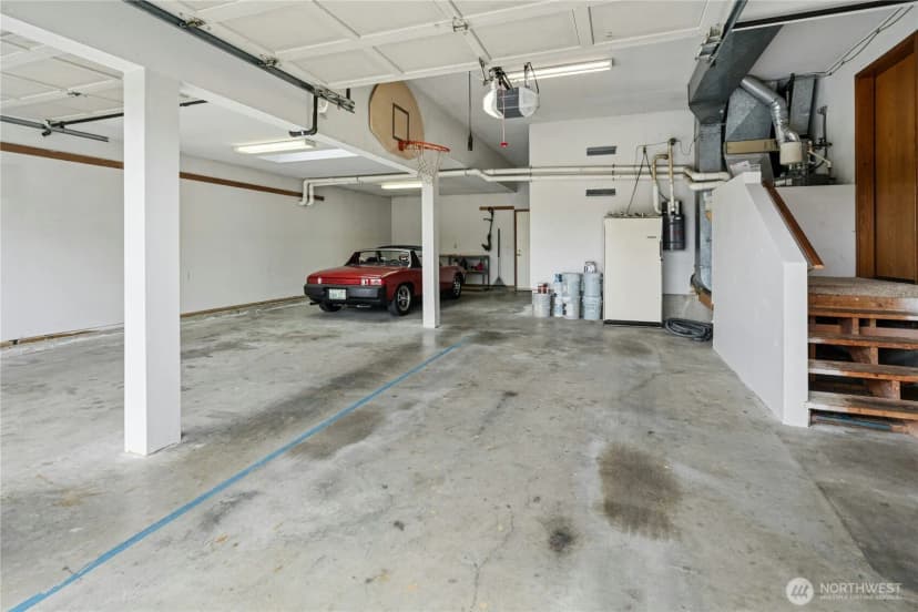 Property photo for 2748 215th Place Sw, Brier photo 32