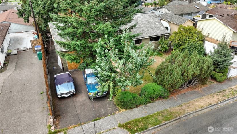 Property photo for 20616 54th Avenue W, Lynnwood photo 3