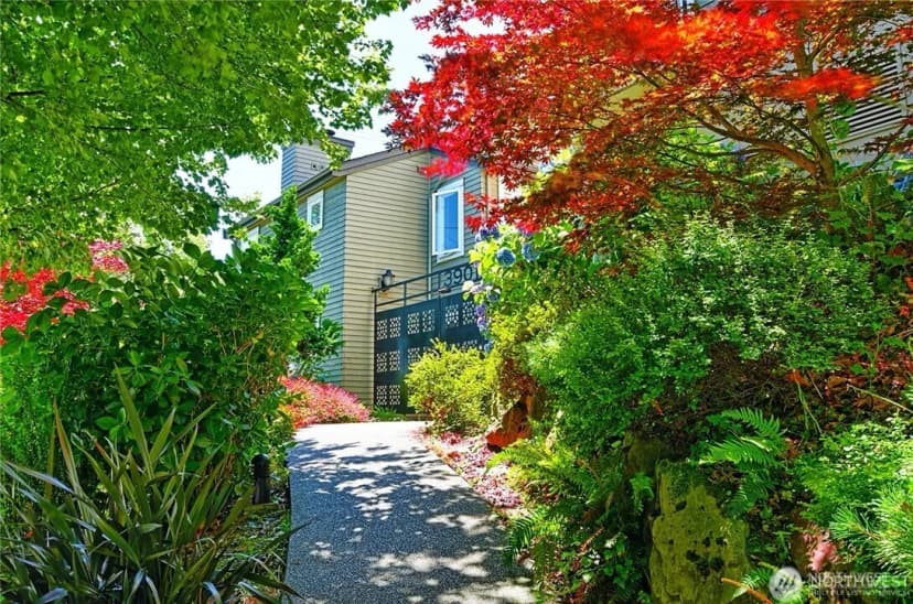 Property photo for 3901 Fremont Avenue N #304, Seattle