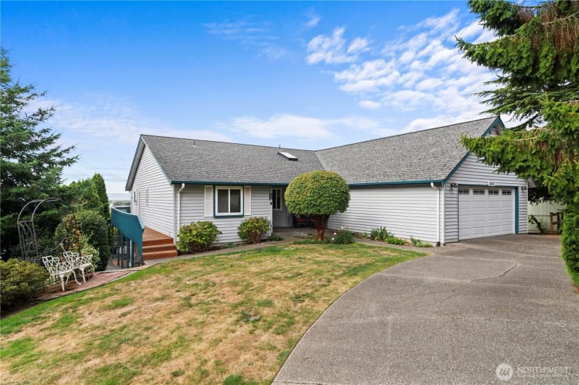 Property photo for 8200 Hennings Drive, Stanwood photo 30