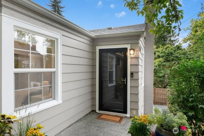 Property photo for 4431 Sw Kenyon Place, Seattle photo 17
