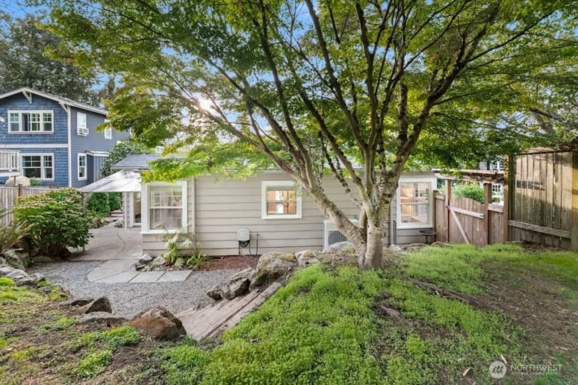 Property photo for 4431 Sw Kenyon Place, Seattle photo 21