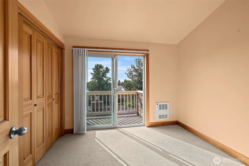 Property photo for 6518 42nd Avenue Sw #b, Seattle photo 13